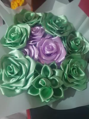 Rosas/dalias Eternas